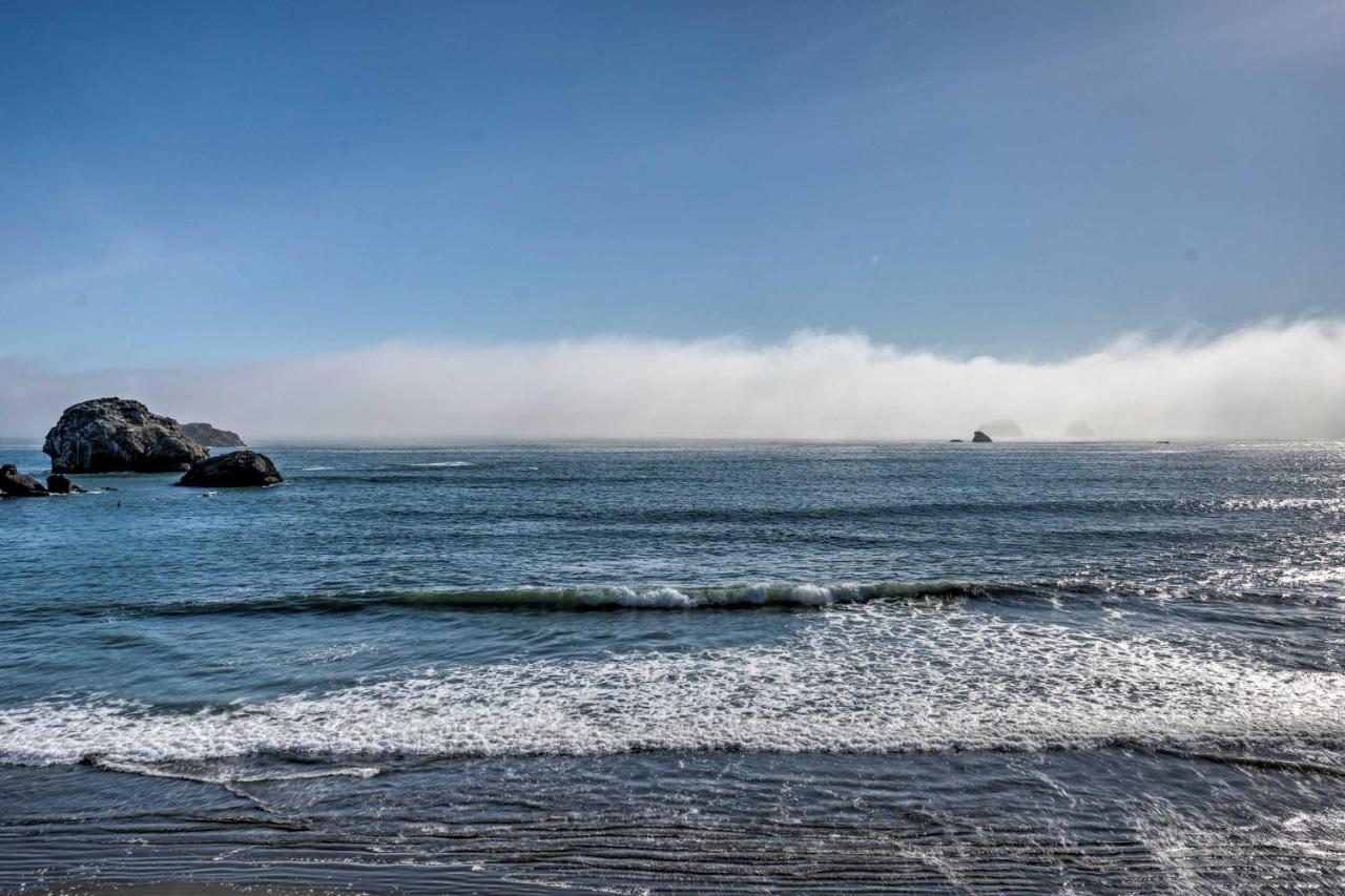 Coastal Getaway By Pebble Beach And Redwoods! Кресент-Сити Экстерьер фото
